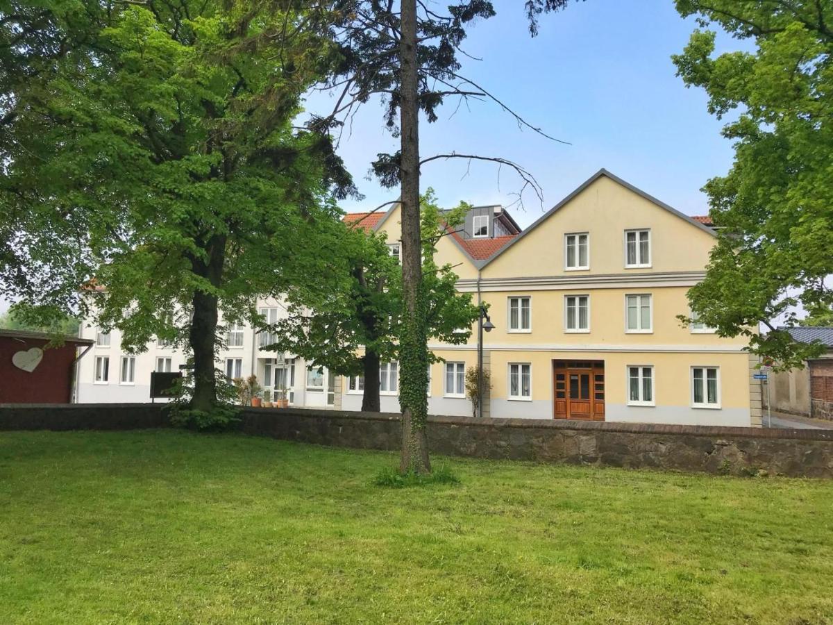 Hafenresidenz - Ferienwohnung 17 "Zugvogel" Wiek auf Rügen 外观 照片